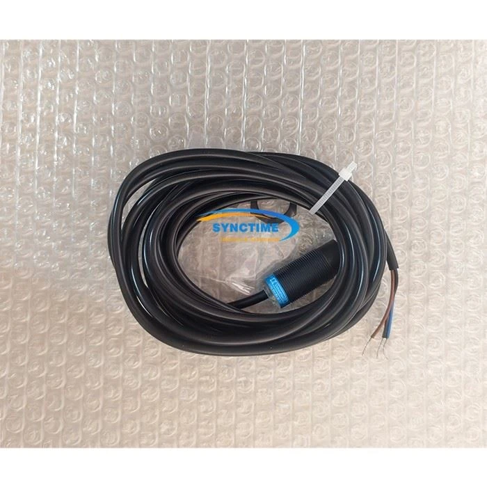 XS4P18AB110L1 Sensor
